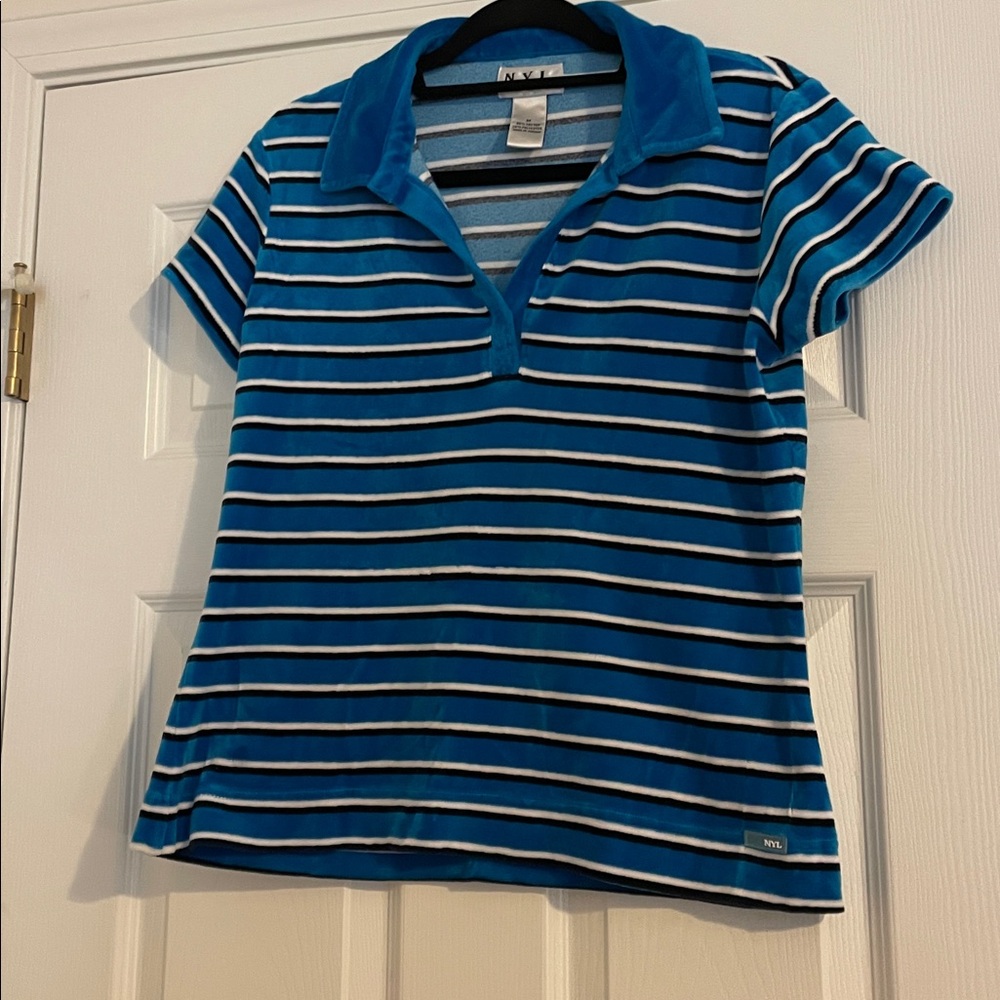 NYL New York Laundry soft fleece-like striped polo top! Very comfortable Size M.